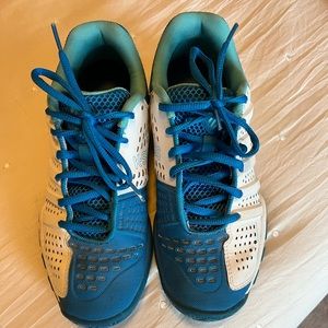 KSwiss sneakers in a kids size 4.5